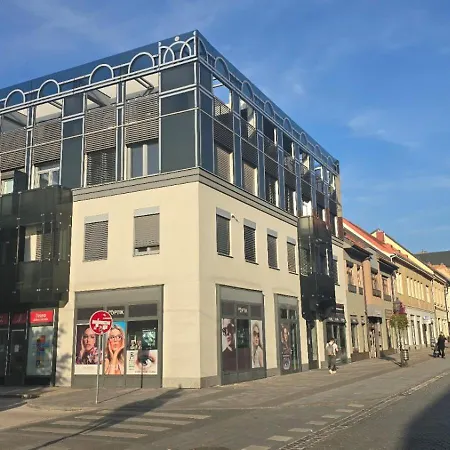 Hviezdoslavova 아파트